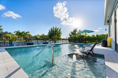 (private lake, pond, coastal) Home For Sale in Port Saint Lucie Florida