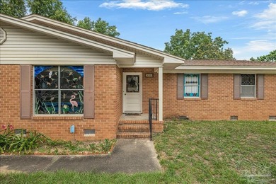 Welcome to this charming 3-bedroom, 2-bath BRICK home perfectly - photo 11