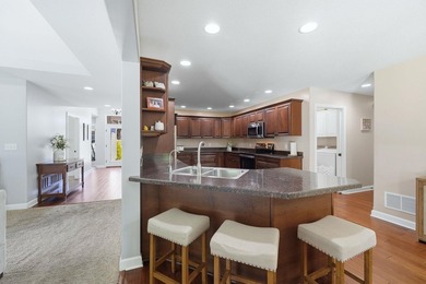 Welcome home to this beautifully maintained one-owner residence - photo 13