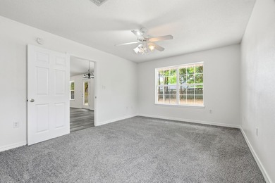 Welcome home to this beautifully maintained brick residence - photo 20