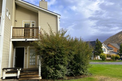 Big Wood River Condo Sale Pending in Hailey Idaho