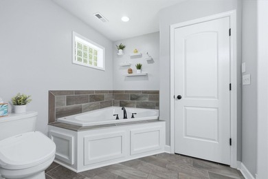 Welcome home to this beautifully maintained one-owner residence - photo 25