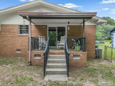 Welcome to this charming 3-bedroom, 2-bath BRICK home perfectly - photo 29