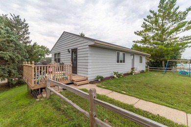 Additional listing photo 2