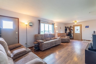 Additional listing photo 3
