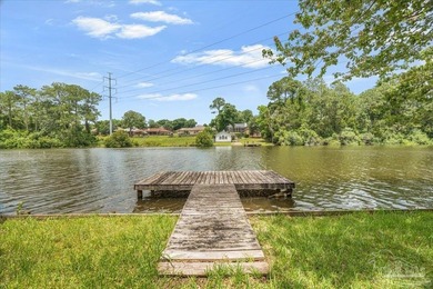 Welcome to this charming 3-bedroom, 2-bath BRICK home perfectly - photo 38