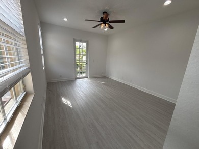 Mostly renovated, upgraded floors, kitchen countertops and all - photo 38