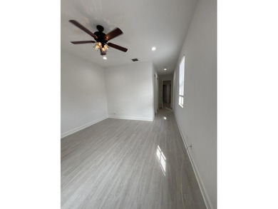 Mostly renovated, upgraded floors, kitchen countertops and all - photo 40
