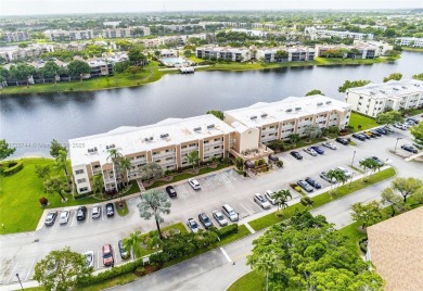 Lake Condo For Sale in Tamarac, Florida