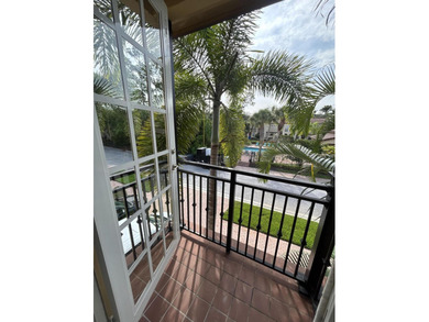 Mostly renovated, upgraded floors, kitchen countertops and all - photo 43