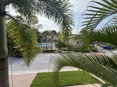 Mostly renovated, upgraded floors, kitchen countertops and all - photo 44
