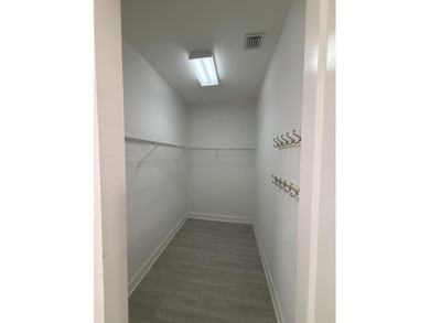 Mostly renovated, upgraded floors, kitchen countertops and all - photo 45