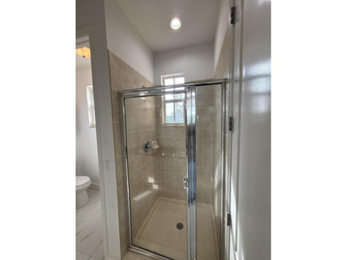 Mostly renovated, upgraded floors, kitchen countertops and all - photo 50