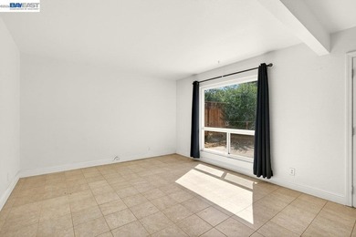 Recent price reduction!!! Bring offers! Charming Fremont - photo 3