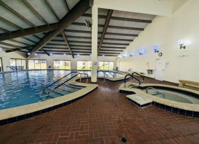 Lake Condo For Sale in Sunrise, Florida