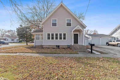 Clear Lake Home For Sale in Clear Lake Iowa