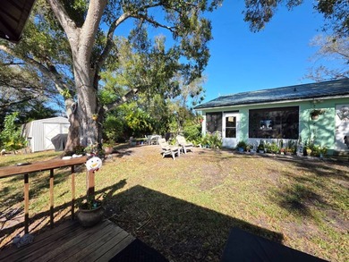 Lake Okeechobee Access - Double Lot Spacious 2-bedroom, 2-bath - photo 4