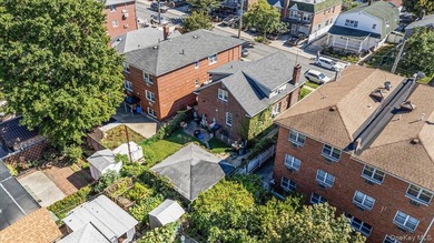 Hot Flushing Location. 40x100 lot. Delivered vacant. Two-family: - photo 9