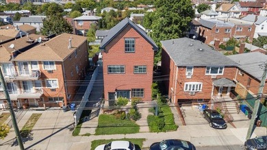 Hot Flushing Location. 40x100 lot. Delivered vacant. Two-family: - photo 10