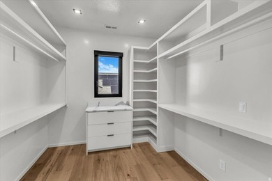 11,576 Sq Ft Estate in Orem From the dramatic four-car paver - photo 46