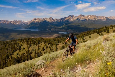 Website: ww.sawtoothmtnretreat.my.canva.site. This is rare - photo 47