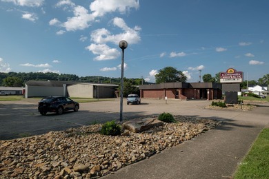 Ohio River Commercial Active Under Contract in Gallipolis Ohio