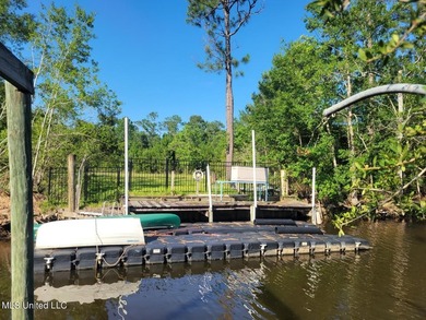 Your opportunity awaits with this ideally positioned waterfront - photo 1