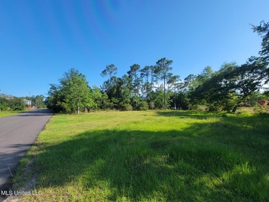 Your opportunity awaits with this ideally positioned waterfront - photo 2