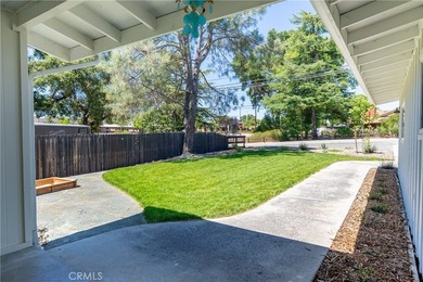 Welcome to 9606 Atascadero Avenue, a beautiful single-level - photo 4