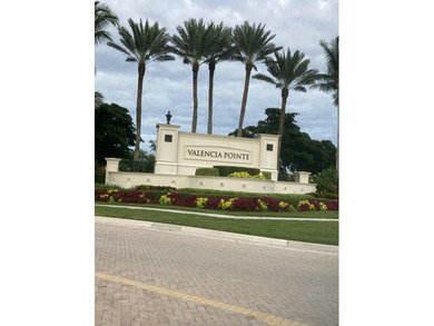 (private lake, pond, creek) Home For Sale in Boynton Beach Florida