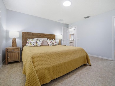 ~-Bond is PAID-~ ~-New ROOF 2020-~ ~-New HVAC 2020-~ ELEGANTLY - photo 11