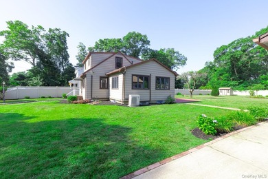 Welcome to this spacious and meticulously maintained home - photo 27