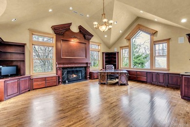 Enjoy the splendor and many amenities of your private country - photo 27