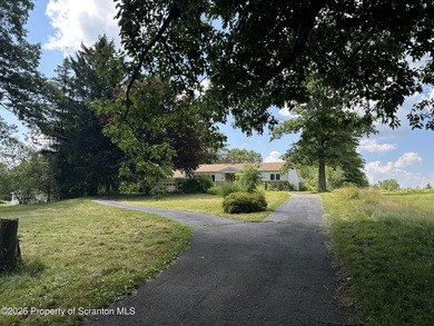 Large ranch home in Abington School District, 1.39 acres, 2 car - photo 30