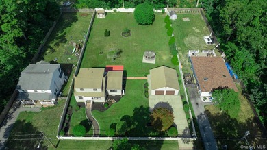 Welcome to this spacious and meticulously maintained home - photo 34