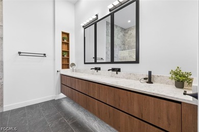 Experience the pinnacle of ultra-luxury living in this - photo 42