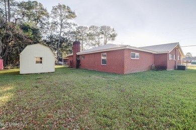 PROPERTY SOLD AS-IS - CASH or CONVENTIONAL ONLY. This FIXER - photo 3