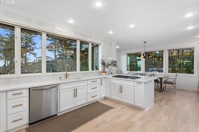 Amazing price for Portland Heights! Breathtaking unobstructed