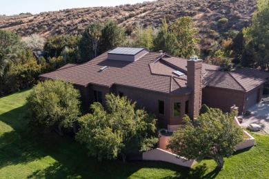 Lake Home For Sale in Buhl, Idaho