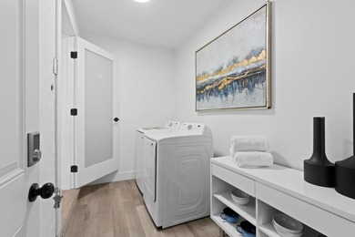 Transparent Pricing! This charming and spacious home w/ an ADU - photo 12