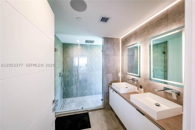 Welcome to one of Miami beach's most exclusive waterfront - photo 15
