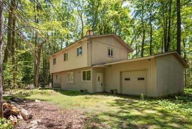 Lake Home Sale Pending in Pocono Pines, Pennsylvania