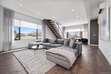 Experience unparalleled luxury in this custom modern estate - photo 22