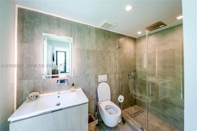 Welcome to one of Miami beach's most exclusive waterfront - photo 28