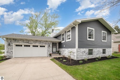 Lake Home Sale Pending in Lake Isabella, Michigan