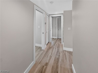 Eucalyptus Park: Premier Duplex with lower owner's unit in - photo 34