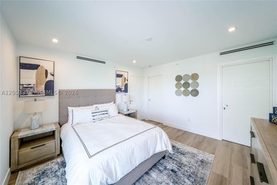 Welcome to one of Miami beach's most exclusive waterfront - photo 34