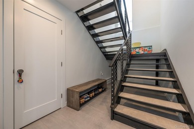 Experience unparalleled luxury in this custom modern estate - photo 34