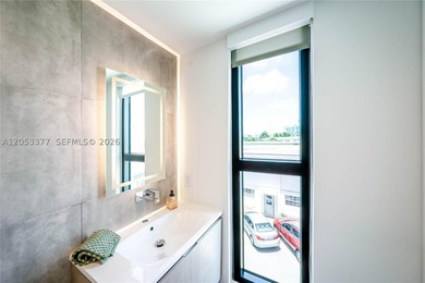 Welcome to one of Miami beach's most exclusive waterfront - photo 37