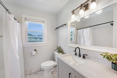 Step into this beautifully refreshed 3-bedroom, 1.5-bath ranch - photo 9